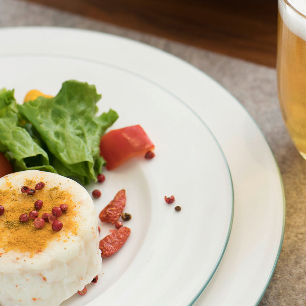 Delille Dessertteller mit Fahne Porzellan