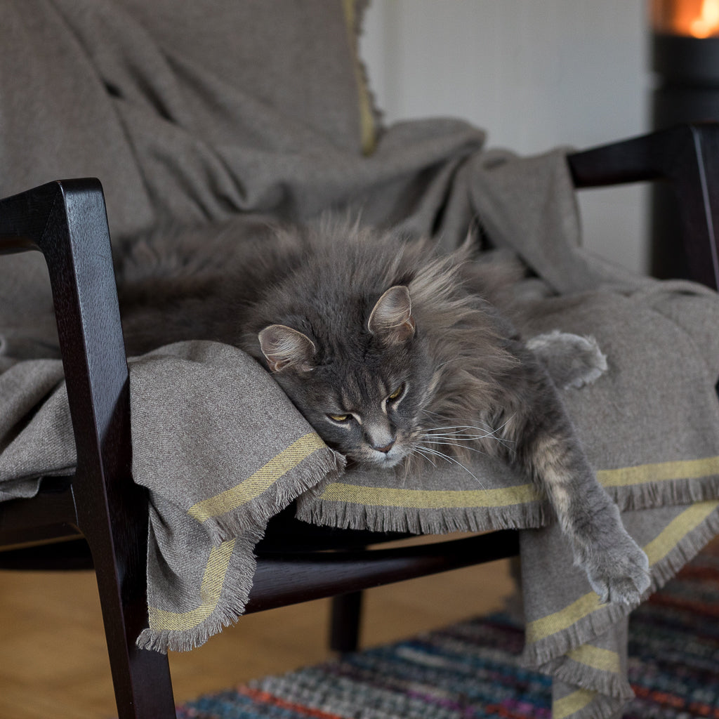 Maiwa Yakhaardecke Rot